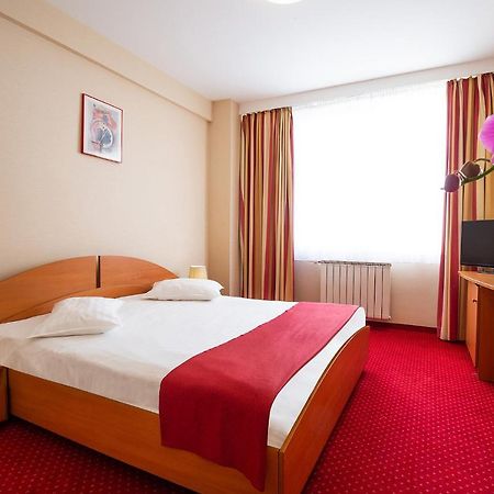 Hotel Dana Satu Mare Exterior foto