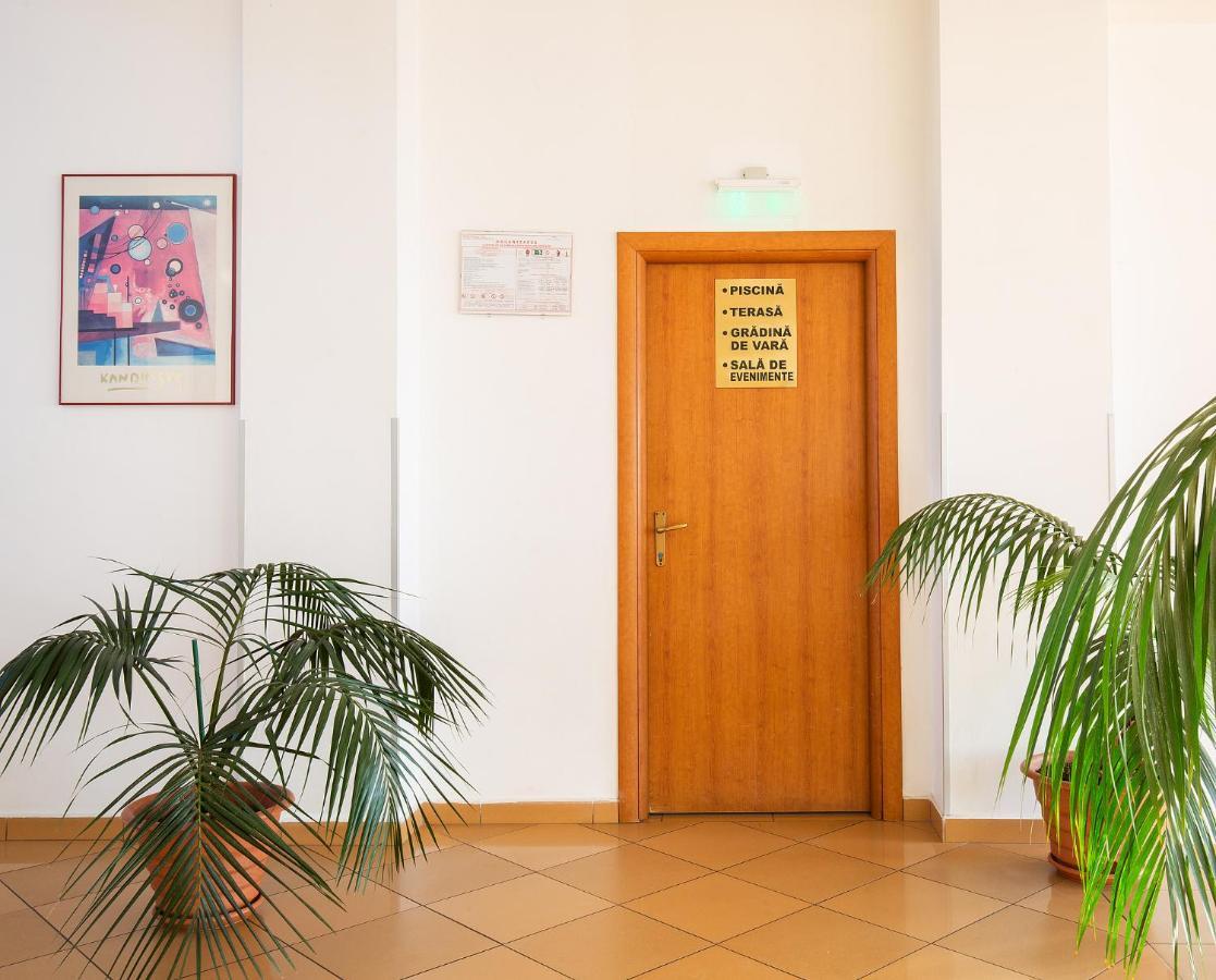 Hotel Dana Satu Mare Exterior foto